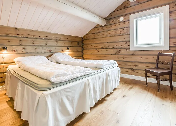 View 4 Bedrooms Ferienhaus Brunstad